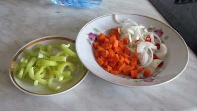 рис с креветками и кальмарами