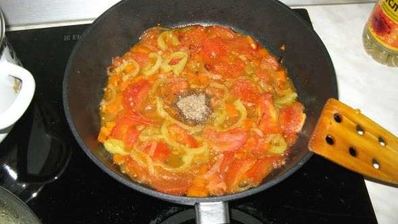 рис с креветками и кальмарами