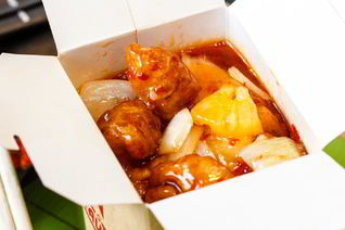 Рис с курицей и ананасом