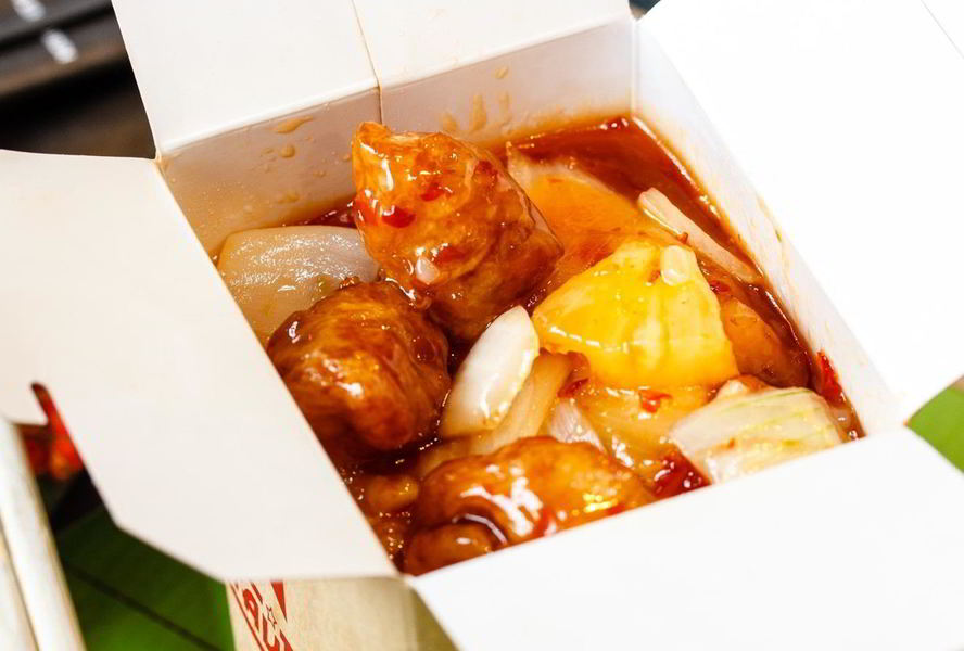 Рис с курицей и ананасом