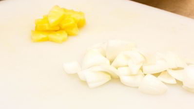 рис с курицей и ананасом