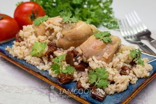 Рис с курицей и вялеными помидорами