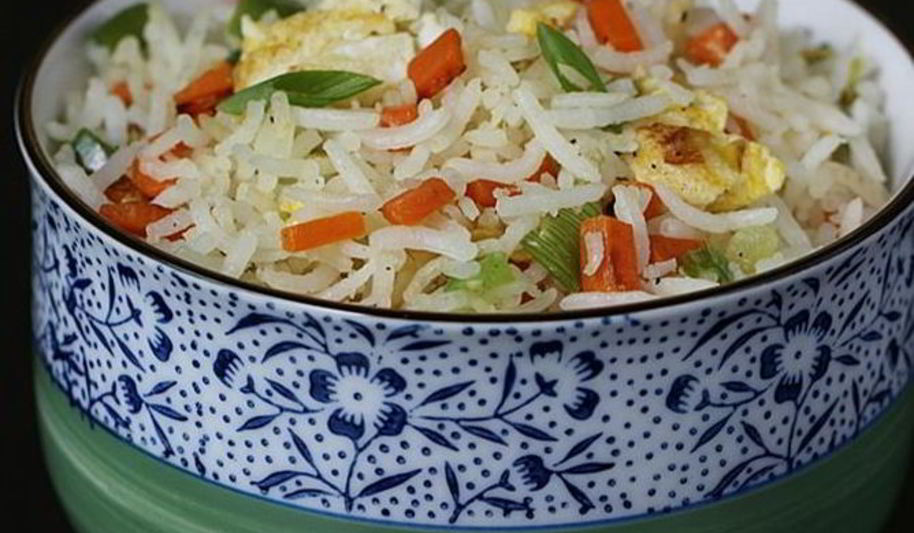 Рецепт риса с овощами и яйцом