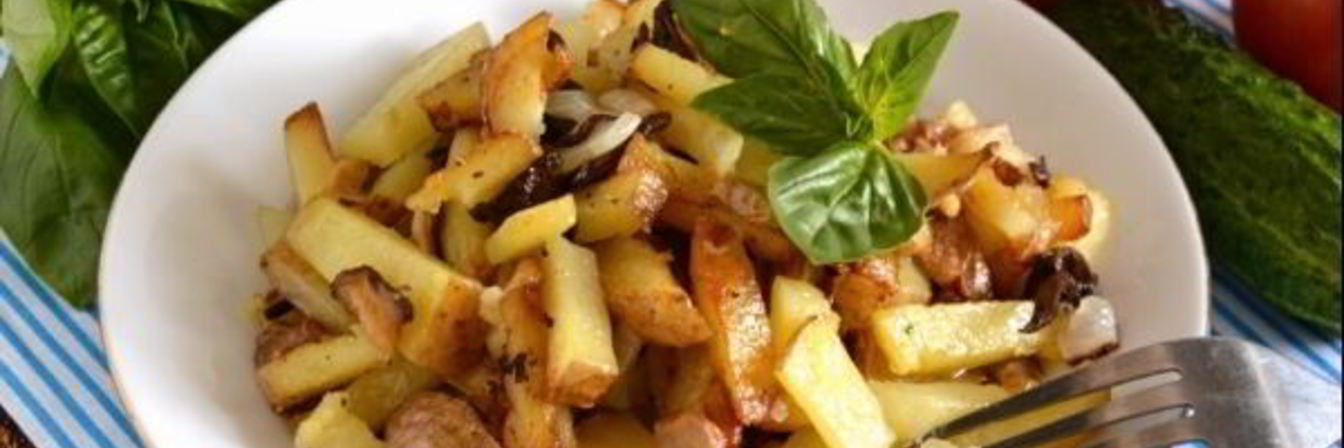 Жареная картошка с белыми грибами