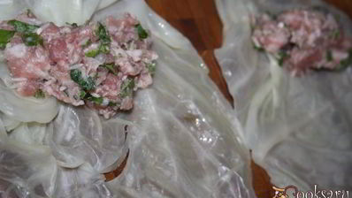 запеченные с помидорами и топленым сливочным маслом голубцы