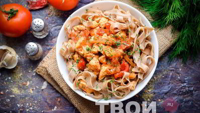 гречневая лапша с курицей и овощами