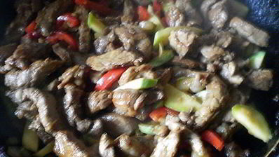 гречневая лапша с овощами и мясом