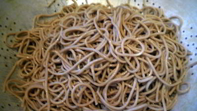 гречневая лапша с овощами и мясом