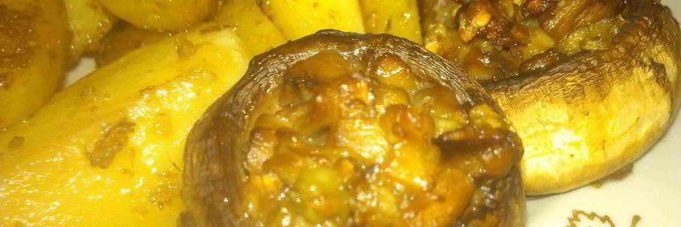 Фаршированные грибы с картофелем