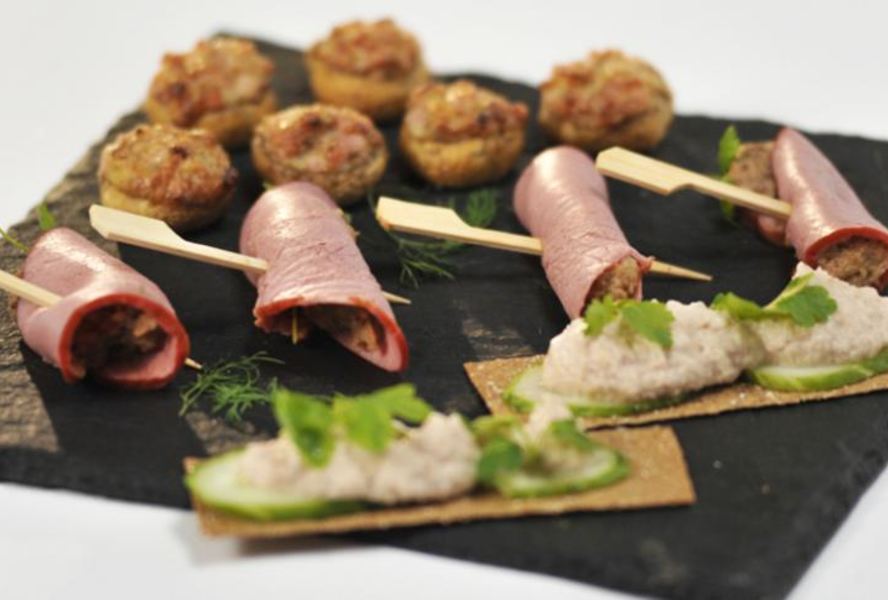 Фаршированные шампиньоны