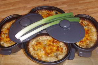 Грибы с пореем, запеченные под сливочным соусом