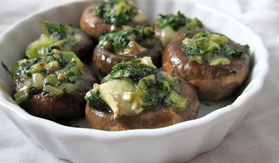 Рецепт королевских шампиньонов фаршированных сыром бри