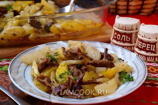 Лисички с картошкой в духовке