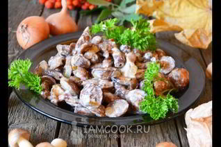 Маслята жареные в сметане