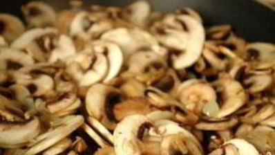 мидии и шампиньоны в сливках