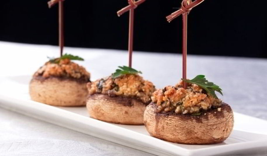 Рецепт шампиньонов фаршированных сыром и орехами