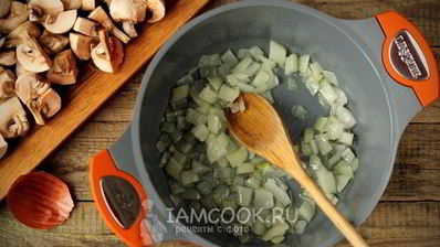 тушеные шампиньоны