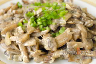 Жареные шампиньоны со сметаной