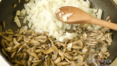 жареные шампиньоны со сметаной