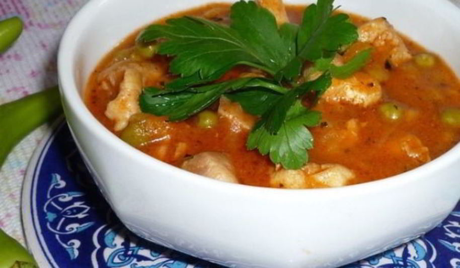 Рецепт гуляша из курицы с подливкой