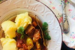 Нежный гуляш из телятины