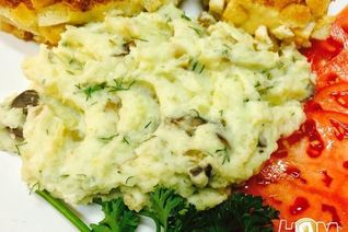 Картофельное пюре с грибами и зеленью