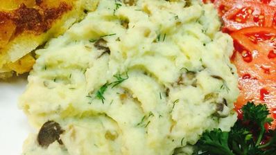 картофельное пюре с грибами и зеленью