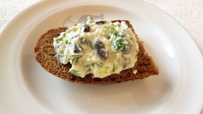 куриная отбивная котлета с пикантной начинкой