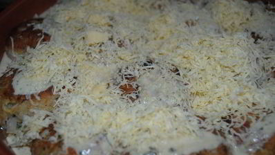 рыбные котлетки под лимонно-сметанным соусом