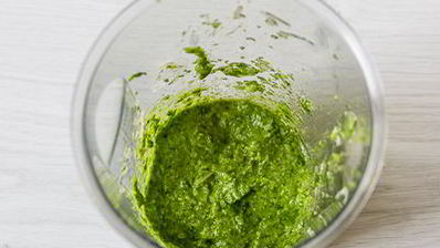 запеченные куриные котлеты с песто