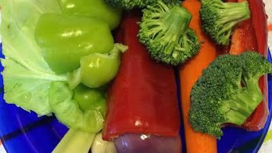 лапша с курицей и овощами