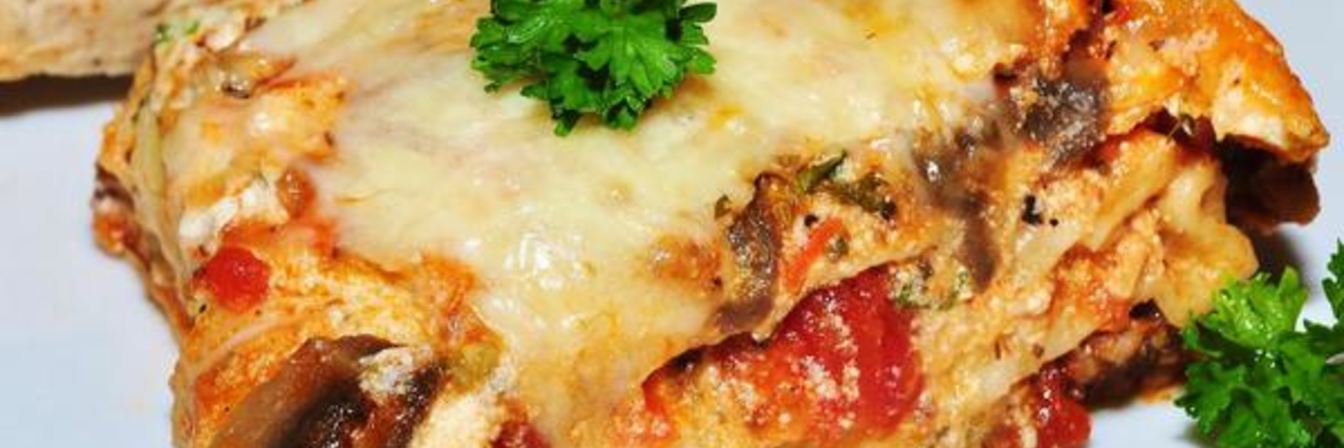 Домашняя мясная лазанья с соусом Бешамель