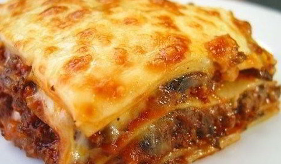 Рецепт лазаний с заправкой под сырным соусом