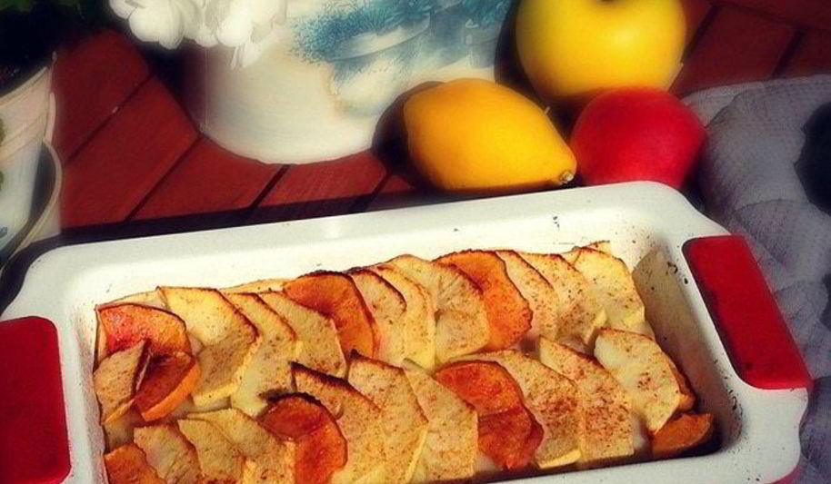 Рецепт сладкой лазанья с яблоками, некторинами, грецкими орехами и курагой