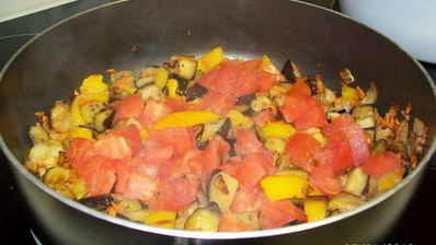 паста с креветками и овощами