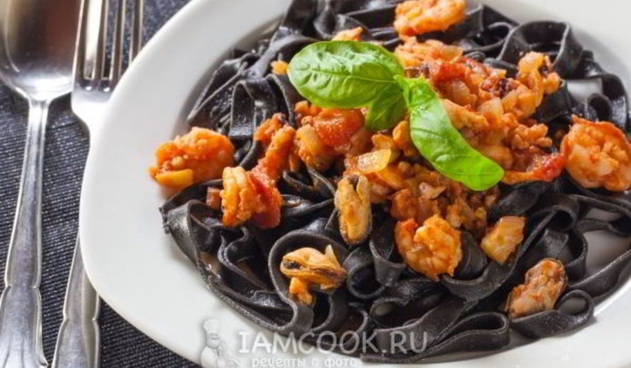 Рецепт пасты с морепродуктами в томатном соусе