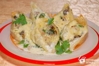 Ракушки, фаршированные курицей и грибами