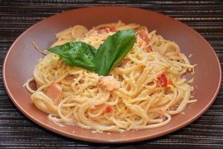 Спагетти Карбонара со сливками из мультиварки