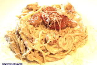 Спагетти с креветками в сливочном соусе