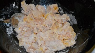 спагетти с курицей в сливочном соусе