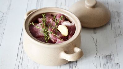 баранина в горшочках в духовке