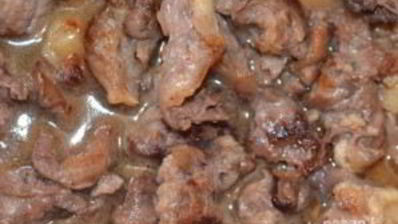 говядина с луком и барбарисом