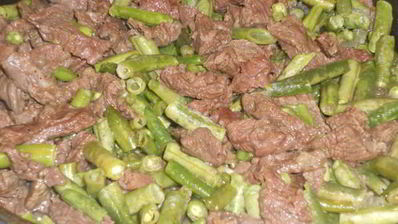 говядина в соевой глазури с фасолью