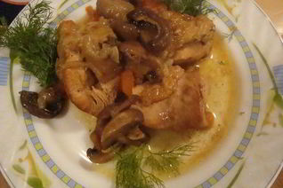 Курица с грибами в ананасовом соусе
