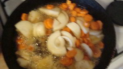 курица с грибами в ананасовом соусе