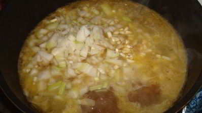 курица в винном соусе с шампиньонами