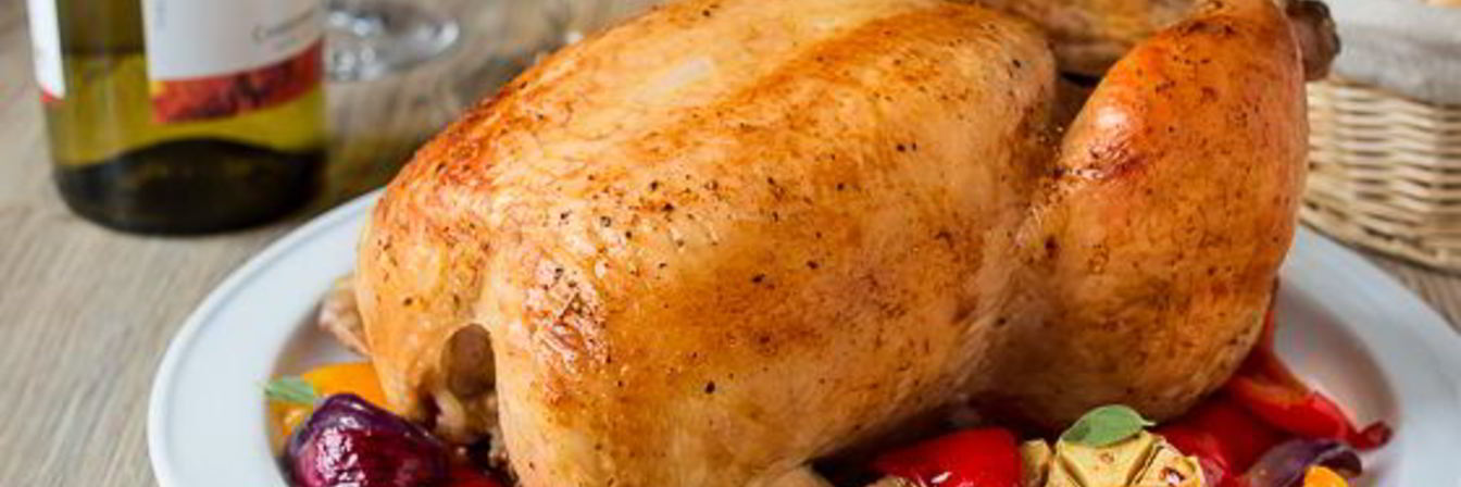 Курица, запеченная с овощами