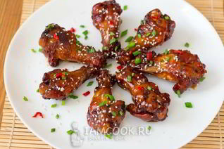 Кэлэ Цзи Чи — куриные крылышки в кока-коле