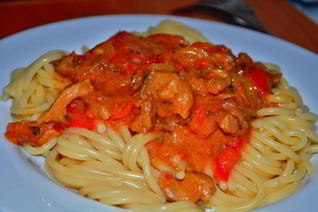 Паприкаш из телятины с йогуртом