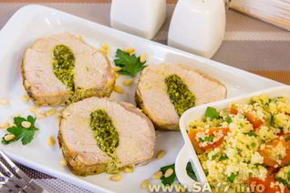 Свинина, фаршированная зеленью и орехами